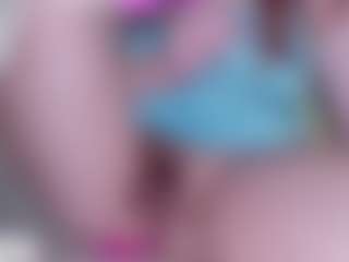 EllaSwert's Live Sex Cam Show