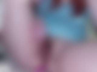 EllaSwert's Live Sex Cam Show