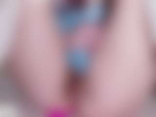 Live cam show with EllaSwert - Mature on Camsoda
