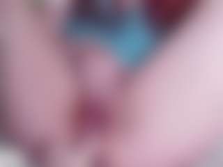 EllaSwert's Live Sex Cam Show