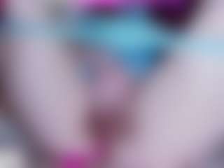 Live cam show with EllaSwert - Average on Fling VIP Chat
