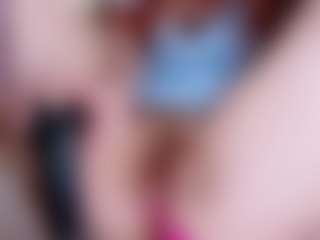 EllaSwert's Live Sex Cam Show