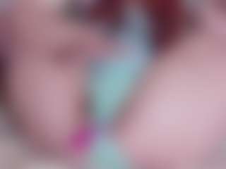 EllaSwert's Live Sex Cam Show