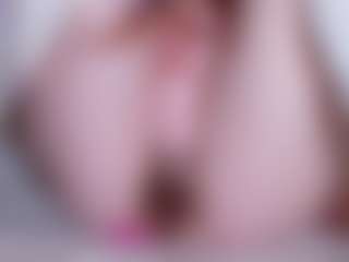 EllaSwert's Live Sex Cam Show