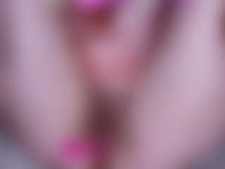 EllaSwert's Live Sex Cam Show