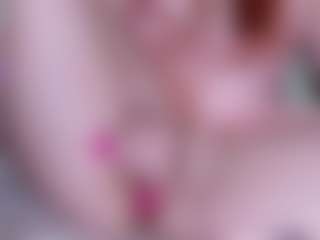 EllaSwert's Live Sex Cam Show
