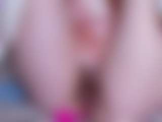 EllaSwert's Live Sex Cam Show