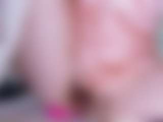 EllaSwert's Live Sex Cam Show
