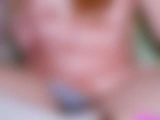 EllaSwert's Live Sex Cam Show