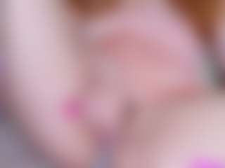 EllaSwert's Live Sex Cam Show