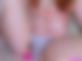 EllaSwert's Live Sex Cam Show