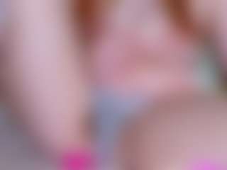 EllaSwert's Live Sex Cam Show