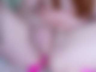 EllaSwert's Live Sex Cam Show