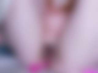 EllaSwert's Live Sex Cam Show