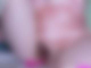 EllaSwert's Live Sex Cam Show