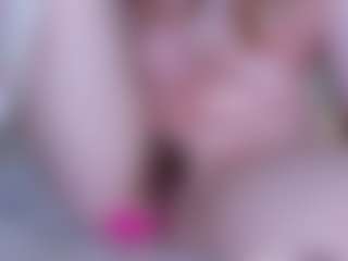 EllaSwert's Live Sex Cam Show