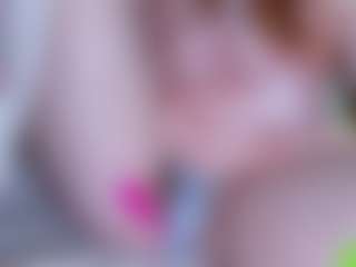 Live cam show with EllaSwert - Teen (18+) on Camming Site