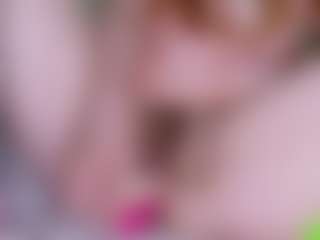 EllaSwert's Live Sex Cam Show