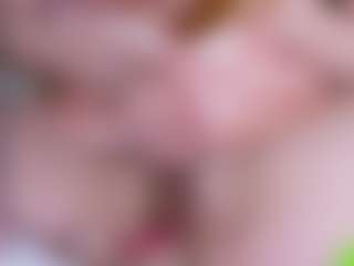 EllaSwert's Live Sex Cam Show