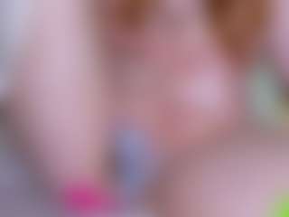 EllaSwert's Live Sex Cam Show