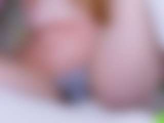 EllaSwert's Live Sex Cam Show