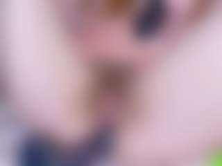 EllaSwert's Live Sex Cam Show