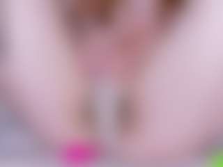 EllaSwert's Live Sex Cam Show