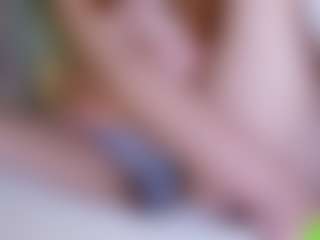 EllaSwert's Live Sex Cam Show