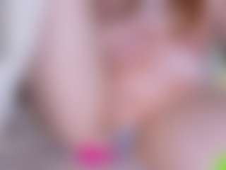 EllaSwert's Live Sex Cam Show