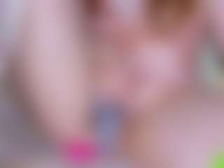 EllaSwert's Live Sex Cam Show