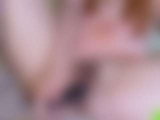 EllaSwert's Live Sex Cam Show