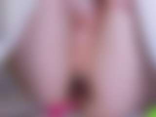 EllaSwert's Live Sex Cam Show