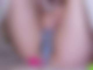 EllaSwert's Live Sex Cam Show