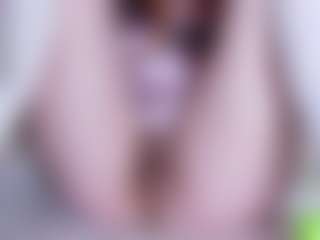 Live cam show with EllaSwert - Smoking on sexylive.show