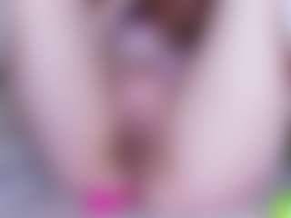 EllaSwert's Live Sex Cam Show