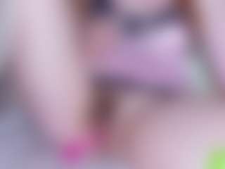 EllaSwert's Live Sex Cam Show