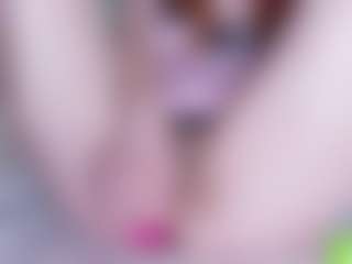 EllaSwert's Live Sex Cam Show
