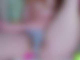 EllaSwert's Live Sex Cam Show