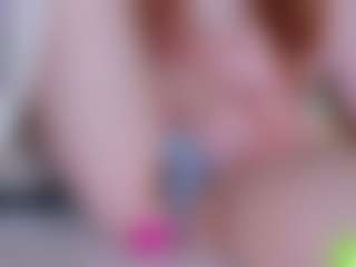 EllaSwert's Live Sex Cam Show