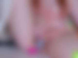 Live cam show with EllaSwert - Cum on Milf Play