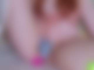 EllaSwert's Live Sex Cam Show