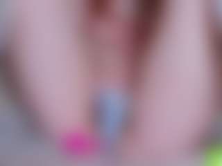 Live cam show with EllaSwert - Drinking on camtv