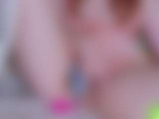 Live cam show with EllaSwert - Small Tits Mature on ObeyMaria