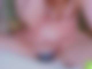 EllaSwert's Live Sex Cam Show