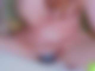 EllaSwert's Live Sex Cam Show