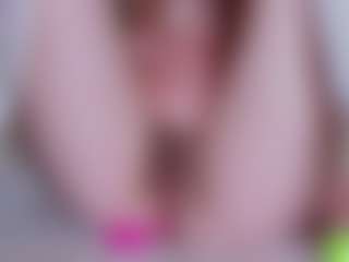 EllaSwert's Live Sex Cam Show