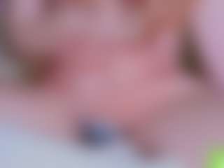 Live cam show with EllaSwert - Gamer Mature on mypornchat.com
