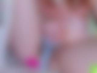 Live cam show with EllaSwert - Spank Mature on PervPlay.com