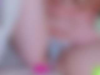 Live cam show with EllaSwert - Smoking on Fit Hotties