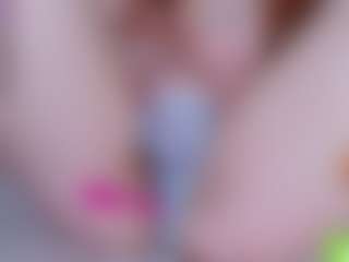 EllaSwert's Live Sex Cam Show